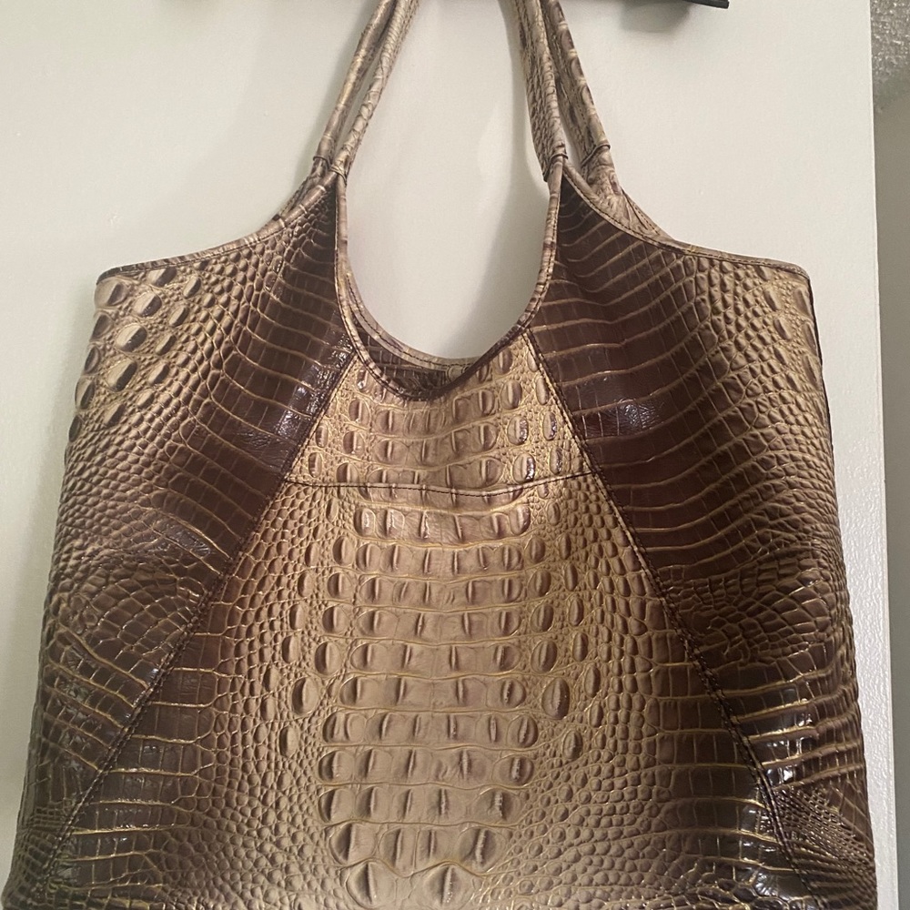 Tote - Picture 4 of 6